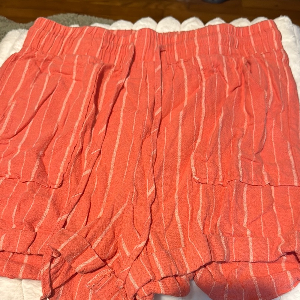 Women's Coral Striped Shorts